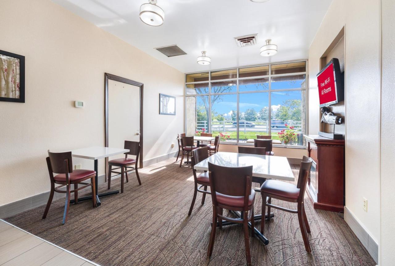 Red Roof Inn Columbus - Гров Сити Экстерьер фото